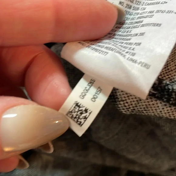 American eagle black and white plaid high waist shorts size medium - Picture 8 of 8